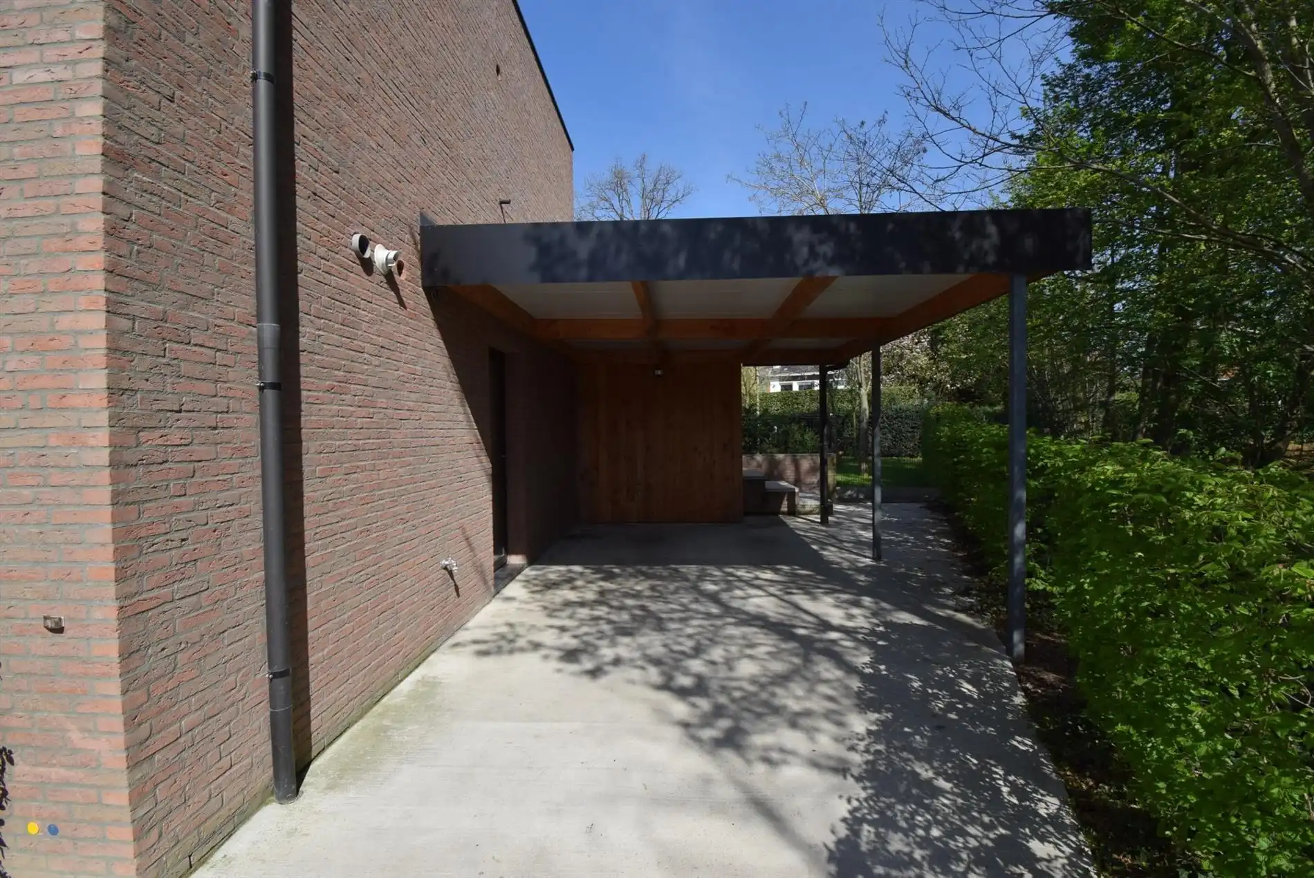 RECENTE WONING MET TUIN IN CENTRUM ROESELARE  foto 15