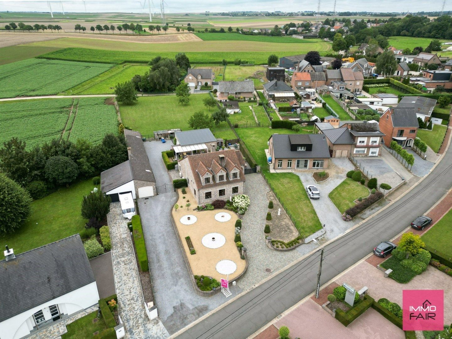 Energiezuinig landhuis met 4 slaapkamers op perceel van bijna 2000 m² foto 29