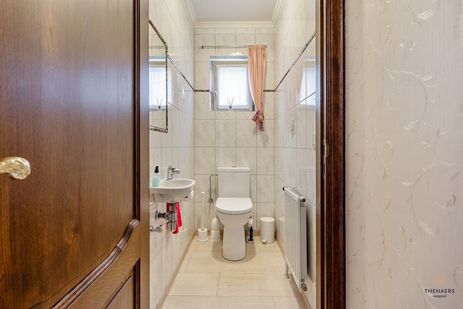 Mooi verzorgde landelijke woning met 3 slaapkamers. foto 23