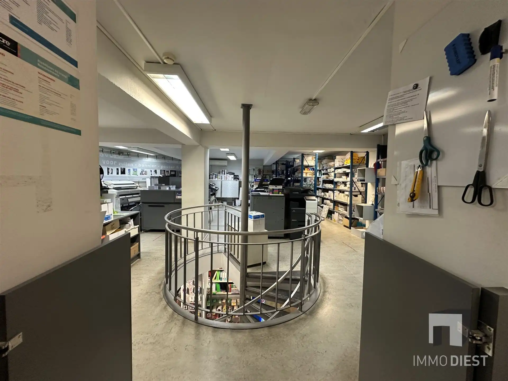 Handelspand (duplex met lift) foto 7
