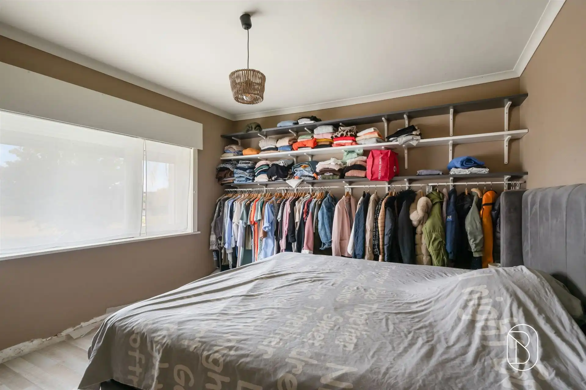 Mooi gerenoveerde woning te Beveren-Leie met 4 kamers foto 15