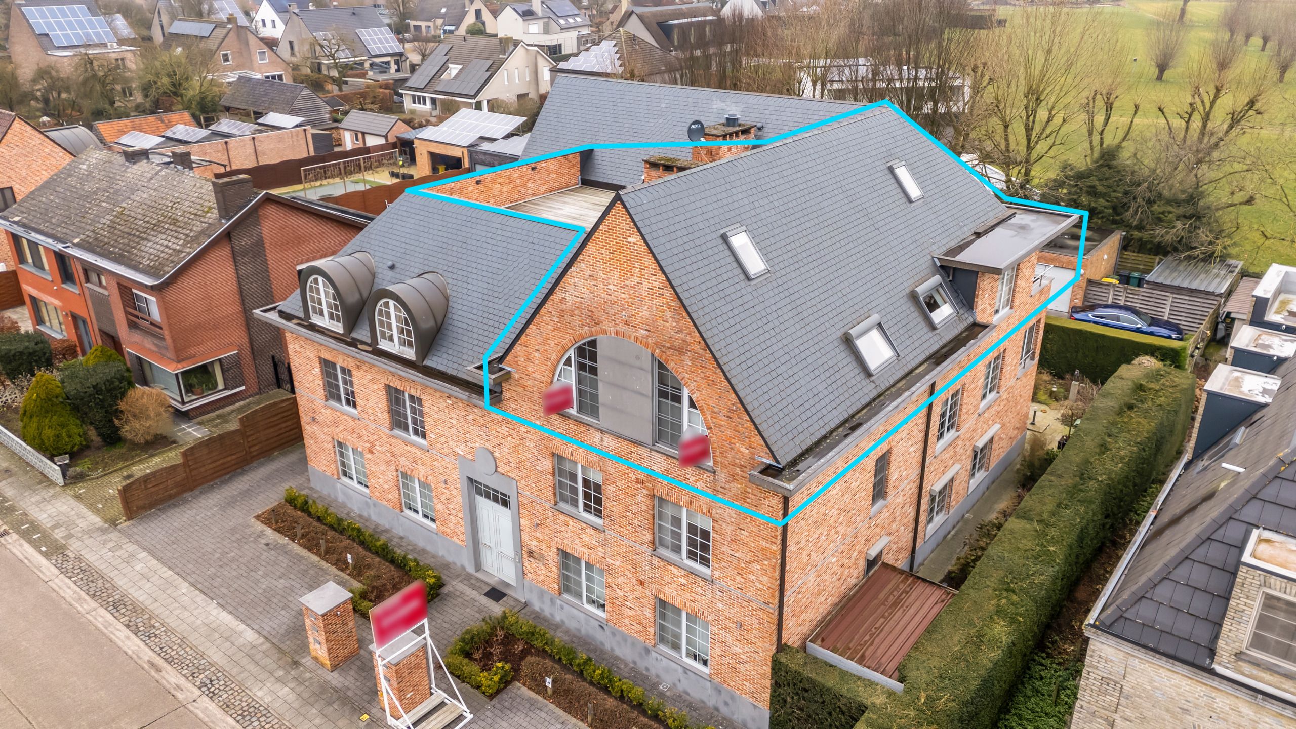 Ruim duplex-penthouse met 4 slpk, 2 (dak) terrassen en vrij uitzicht te Hoogstraten! foto 37
