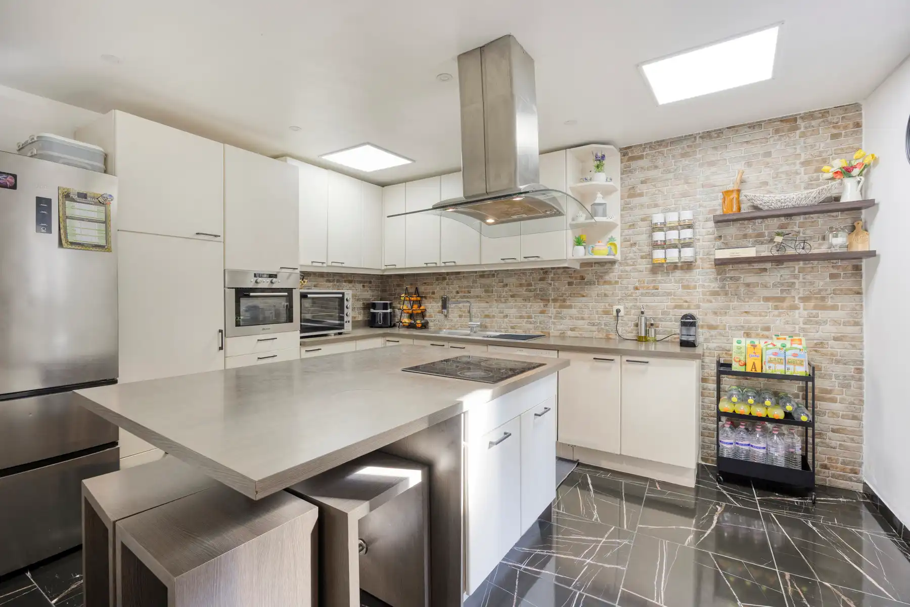 Ruim woonhuis met 4 slaapkamers in hartje Mechelen  foto 8