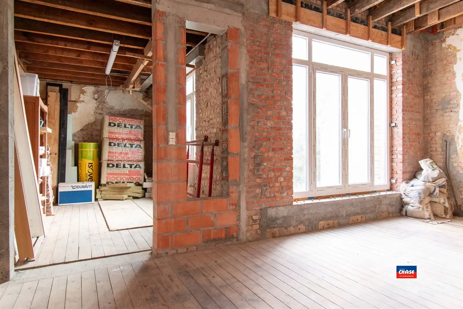 Prachtige woning met 3 tot 5 slaapkamers + grote tuin foto 22