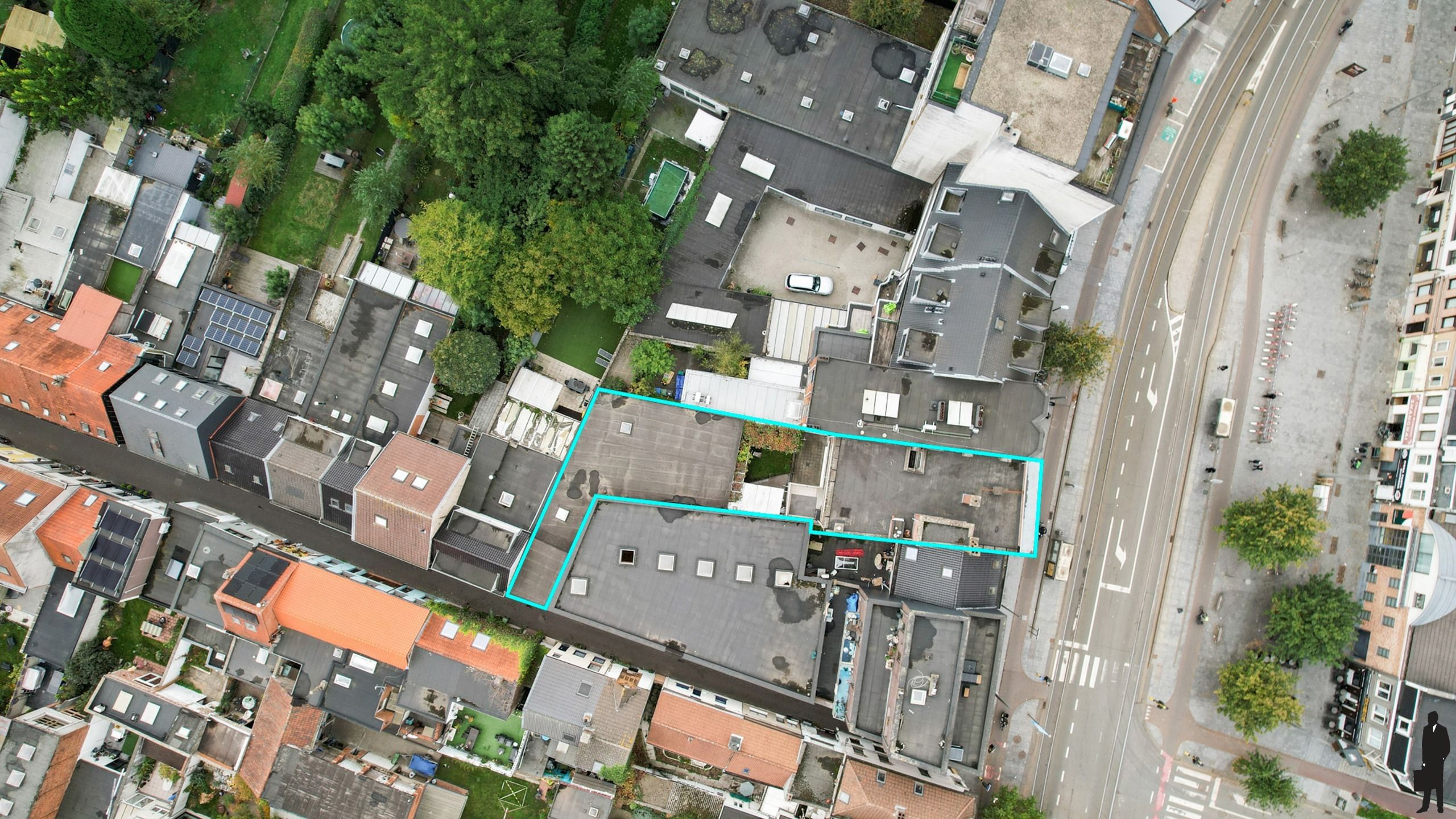 Appartementsgebouw op top-locatie te koop foto 4