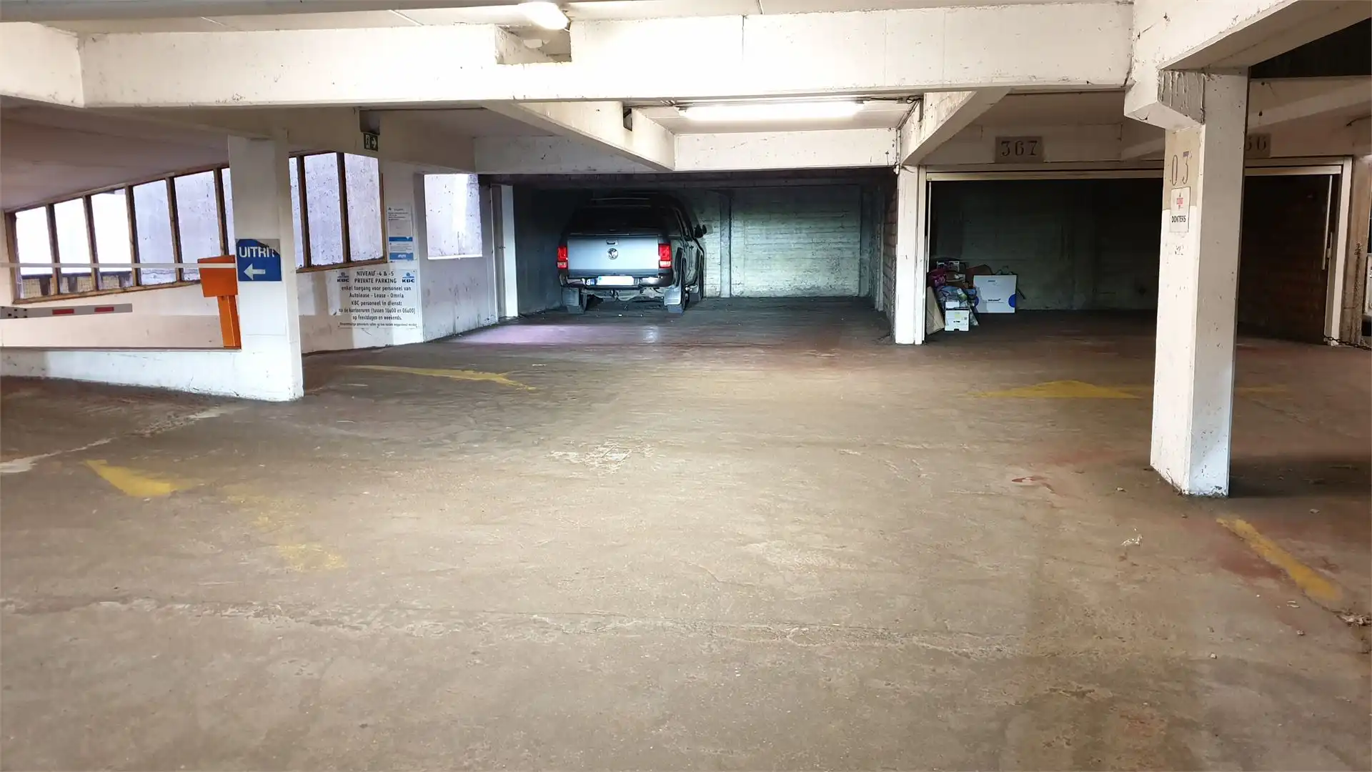 Garage te huur foto 2