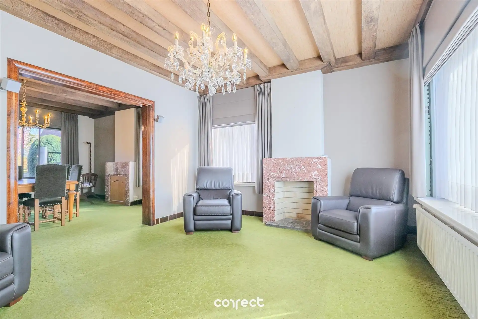 Landelijk gelegen, zeer goed onderhouden woning op een groot perceel. foto 4