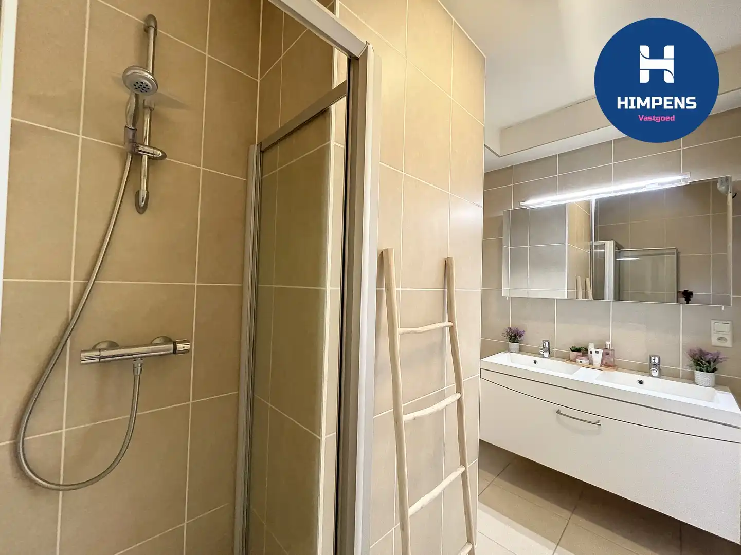 Instapklaar appartement met terras in Koksijde foto 13