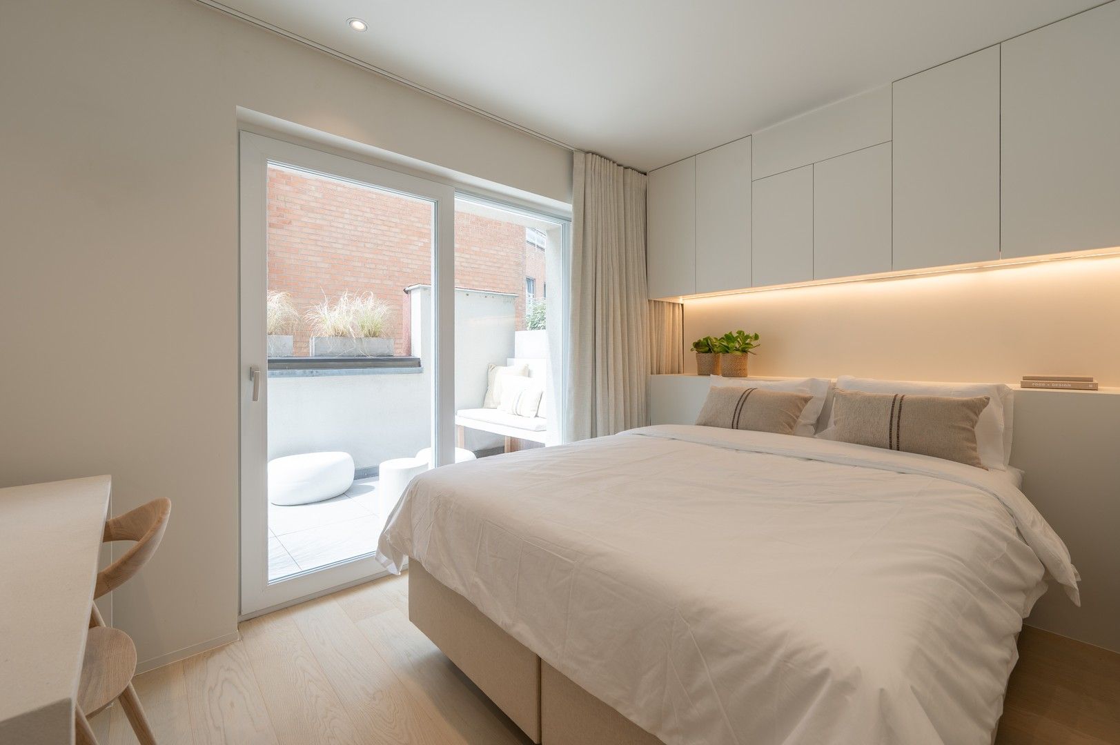 Gerenoveerd hoekappartement met ruime zonneterrassen vlakbij de zee, het Zegemeer en het casino. foto 18