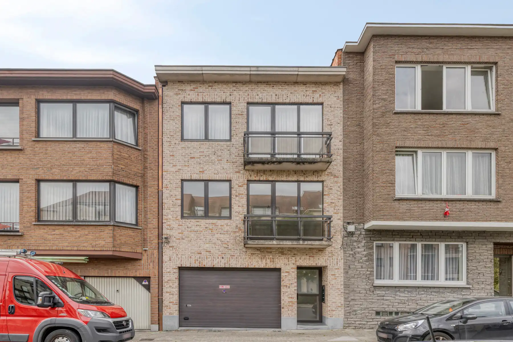 TOPPER! INSTAPKLAAR APPARTEMENT IN KLEINSCHALIG GEBOUW foto 2