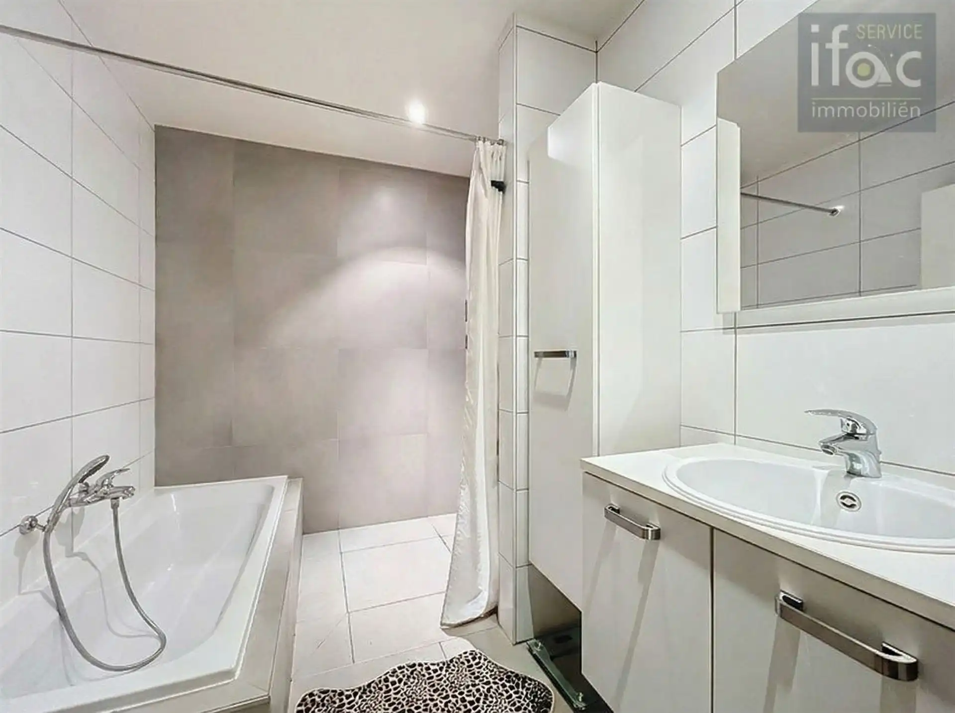 Energiezuinig gelijkvloers appartement met twee terrassen foto 9