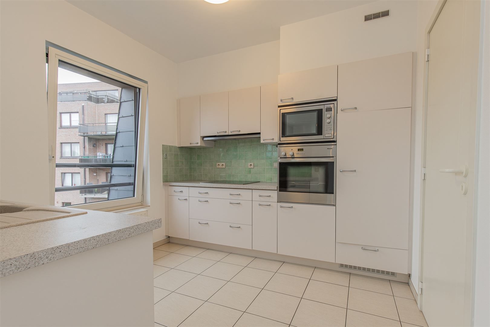 Appartement met 3 SLP te Sint-Agatha-Berchem foto 5