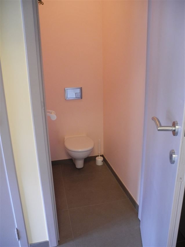 Opbrengsteigendom (handel & 4 app) op toplocatie foto 67