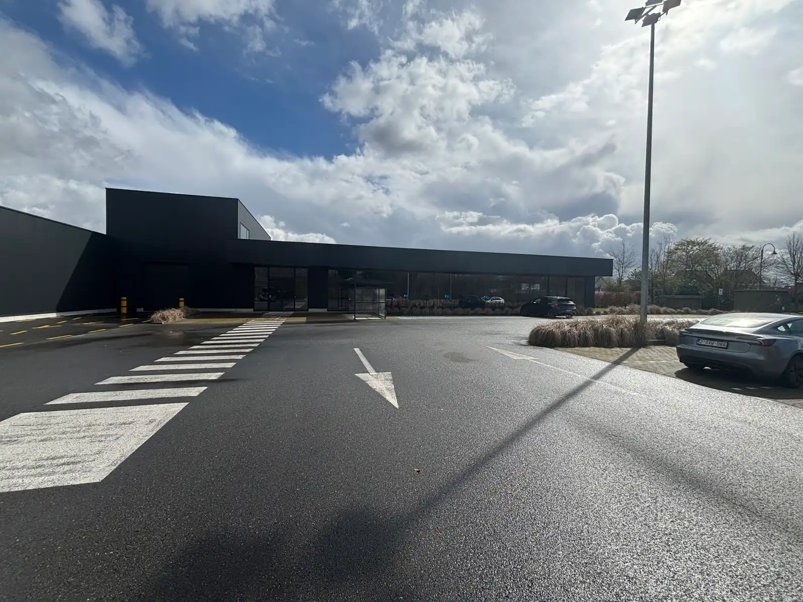 Supermarkt (2.244 m²) te huur in retailpark Balen foto {{pictureIndex}}