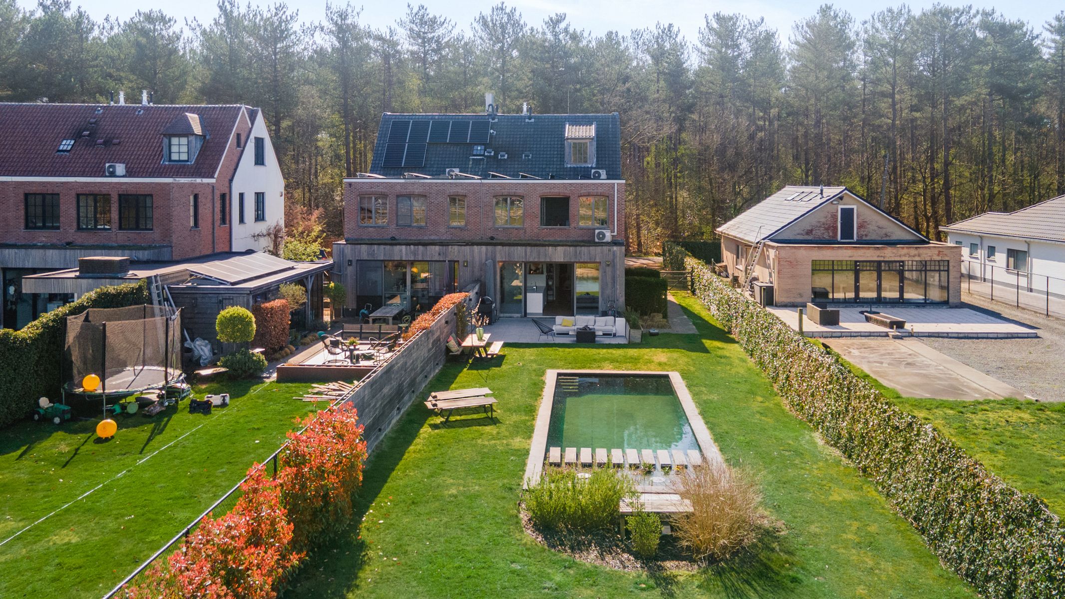 Recente energiezuinige koppelvilla op ca. 1000 m² foto 31