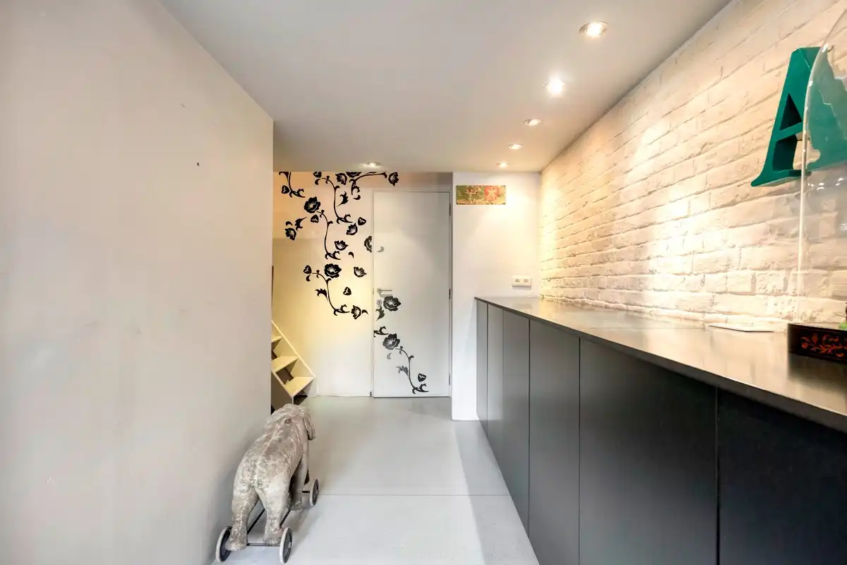 Aantrekkelijk burgerhuis met zonnige tuin en voormalig atelier foto 18