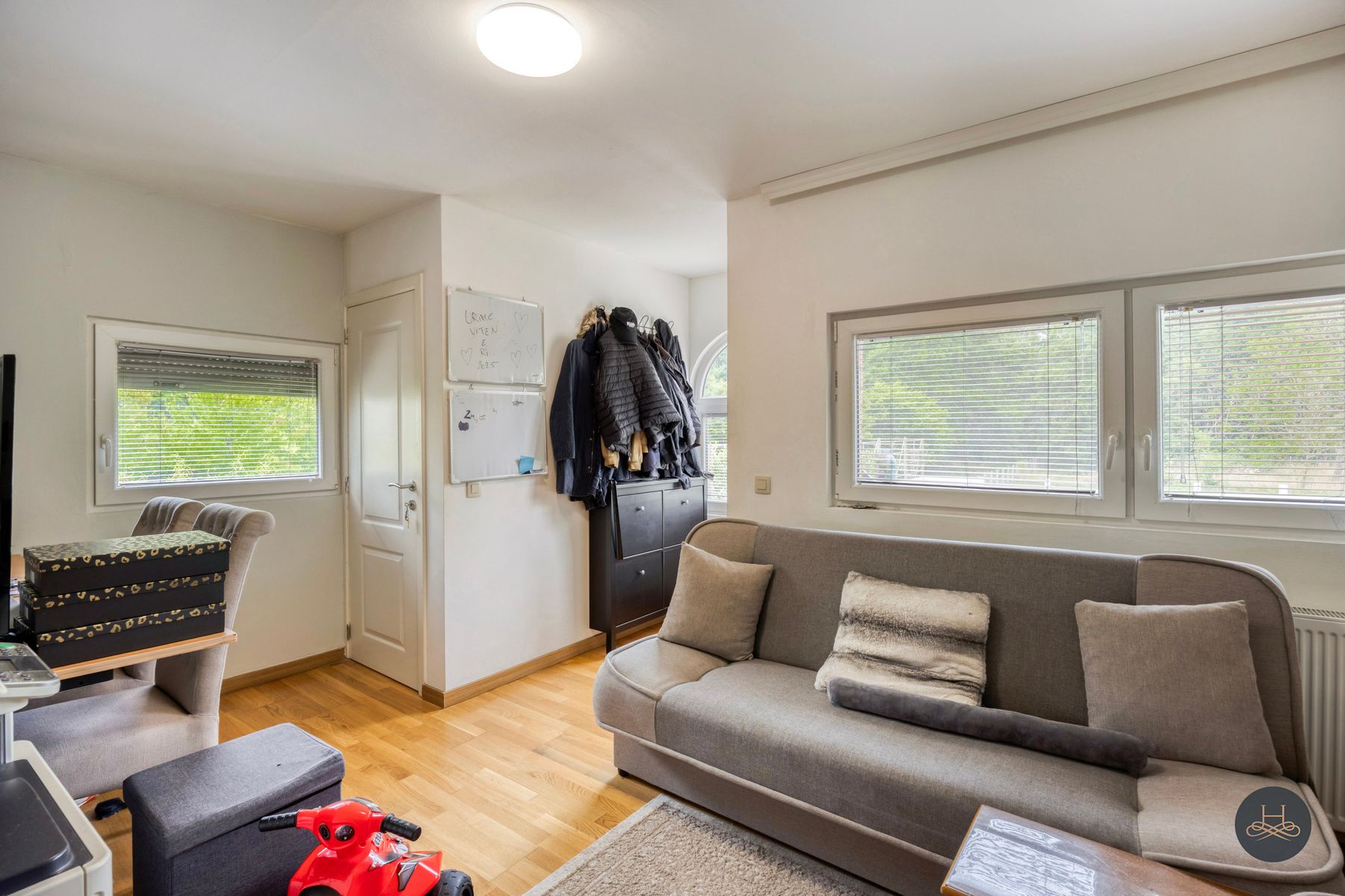 Hoogwaardig afgewerkte, ruime gezinswoning op toplocatie foto 8