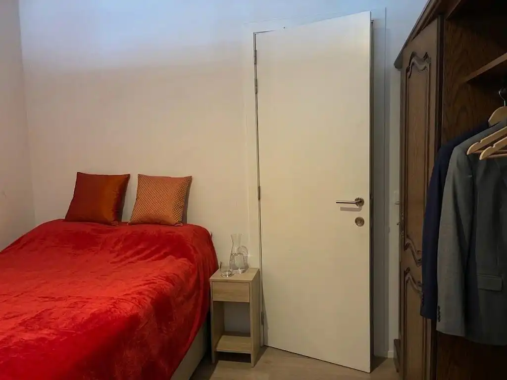 Recent appartement in het centrum van Brasschaat foto 6