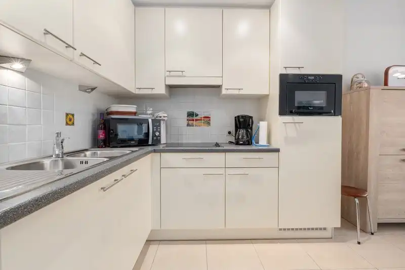 ZONGERICHT 2 SLAAPKAMERAPPARTEMENT OP 100 M VAN DE ZEEDIJK foto 8