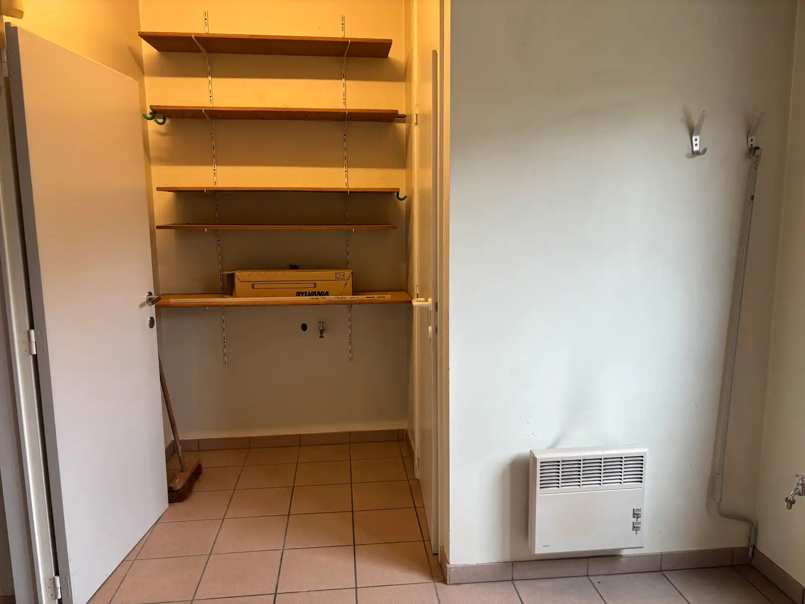 Instapklaar handelspand met topligging in Drongen foto 10