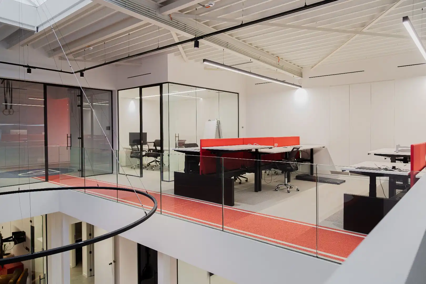 Kantoorgebouw op toplocatie  foto 18