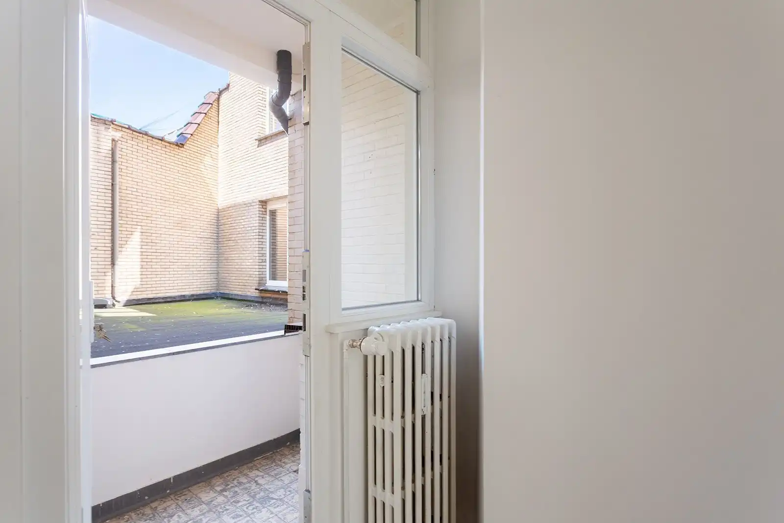 Volledig gerenoveerd appartement met terras foto 6