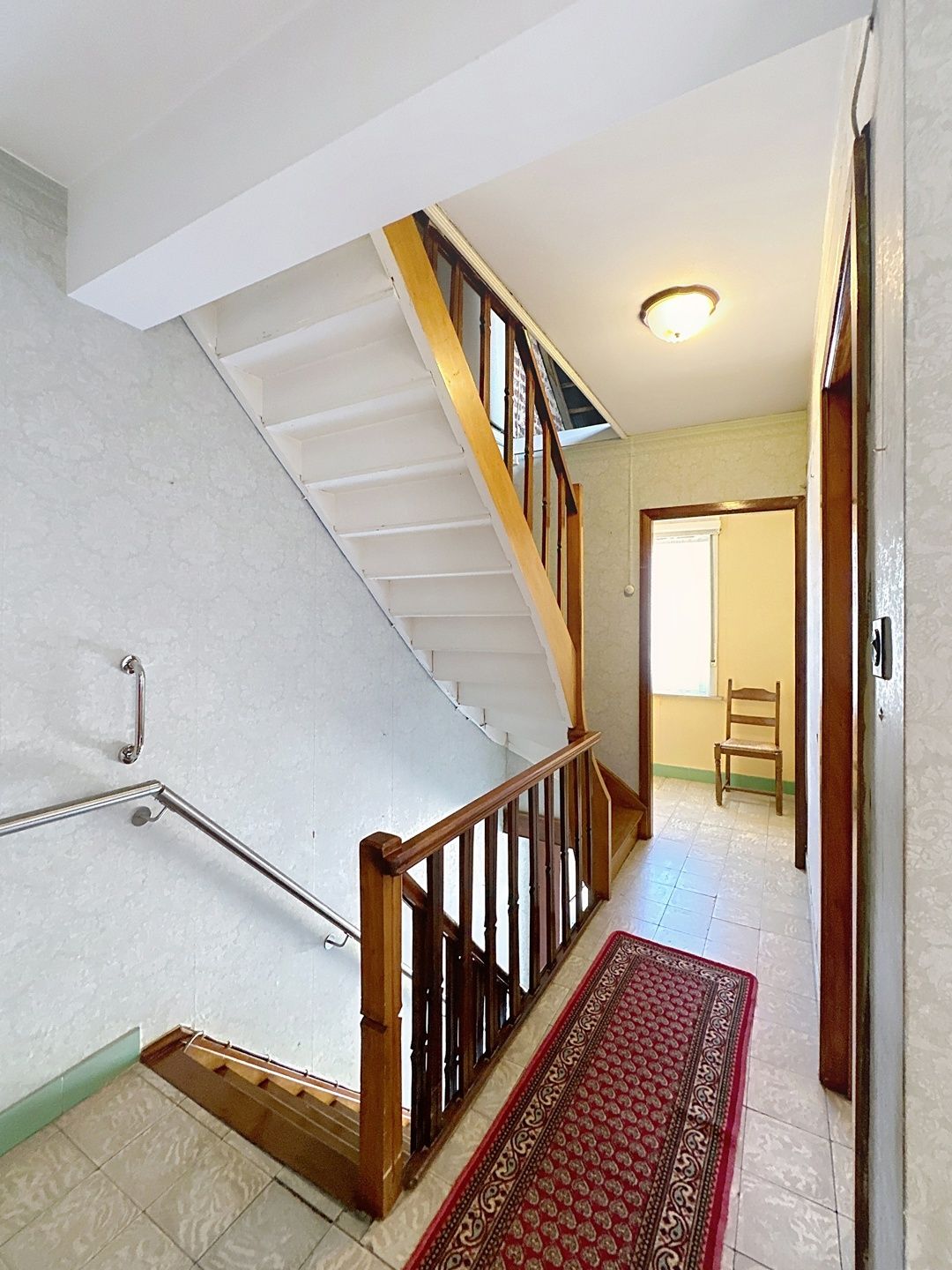Te renoveren 3-gevel woning op interessante ligging foto 13