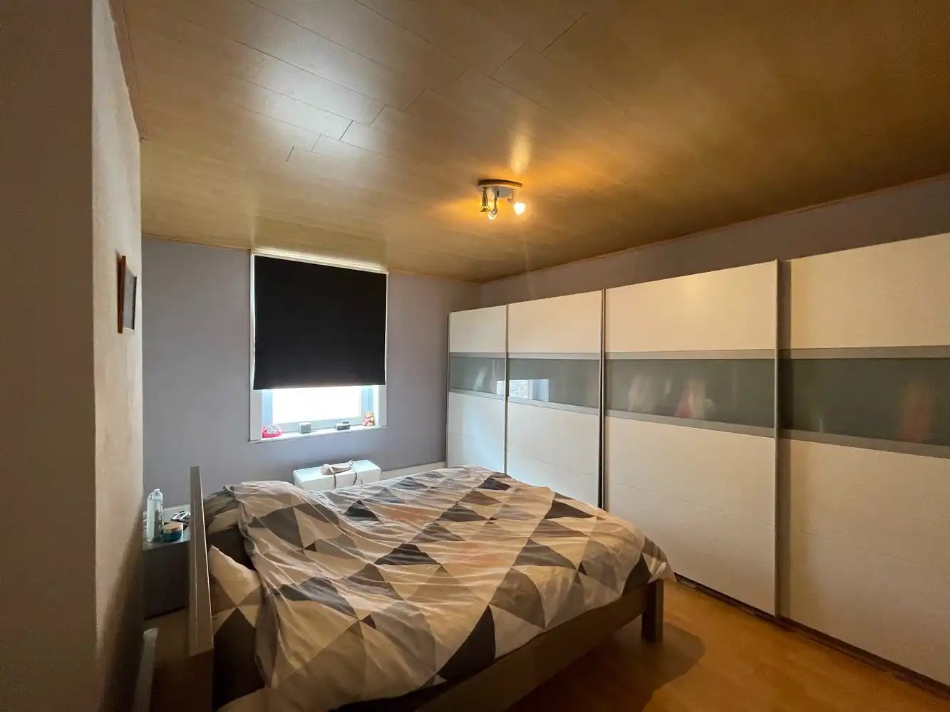 Ruim handelspand met woongelegenheid foto 18