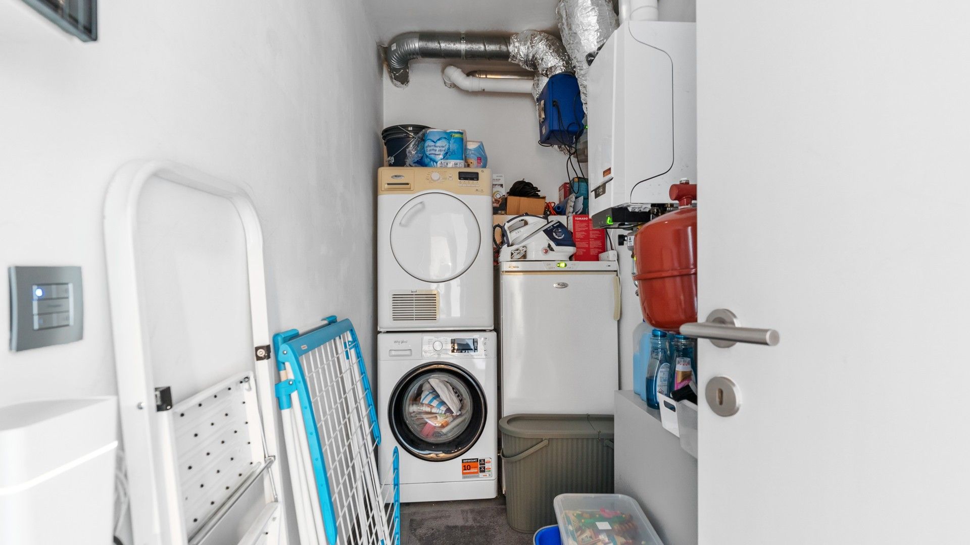 Gelijkvloers appartement met 2 slaapkamers, terras en tuin. Inclusief parking en kelderberging. foto 19