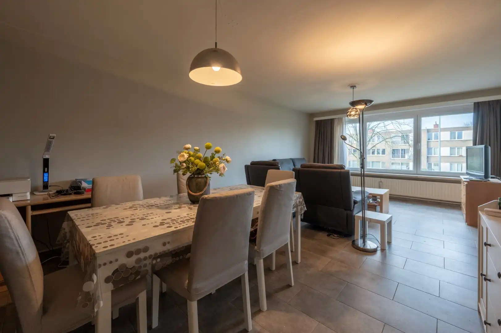 Appartement op de eerste verdieping met garagebox foto 2