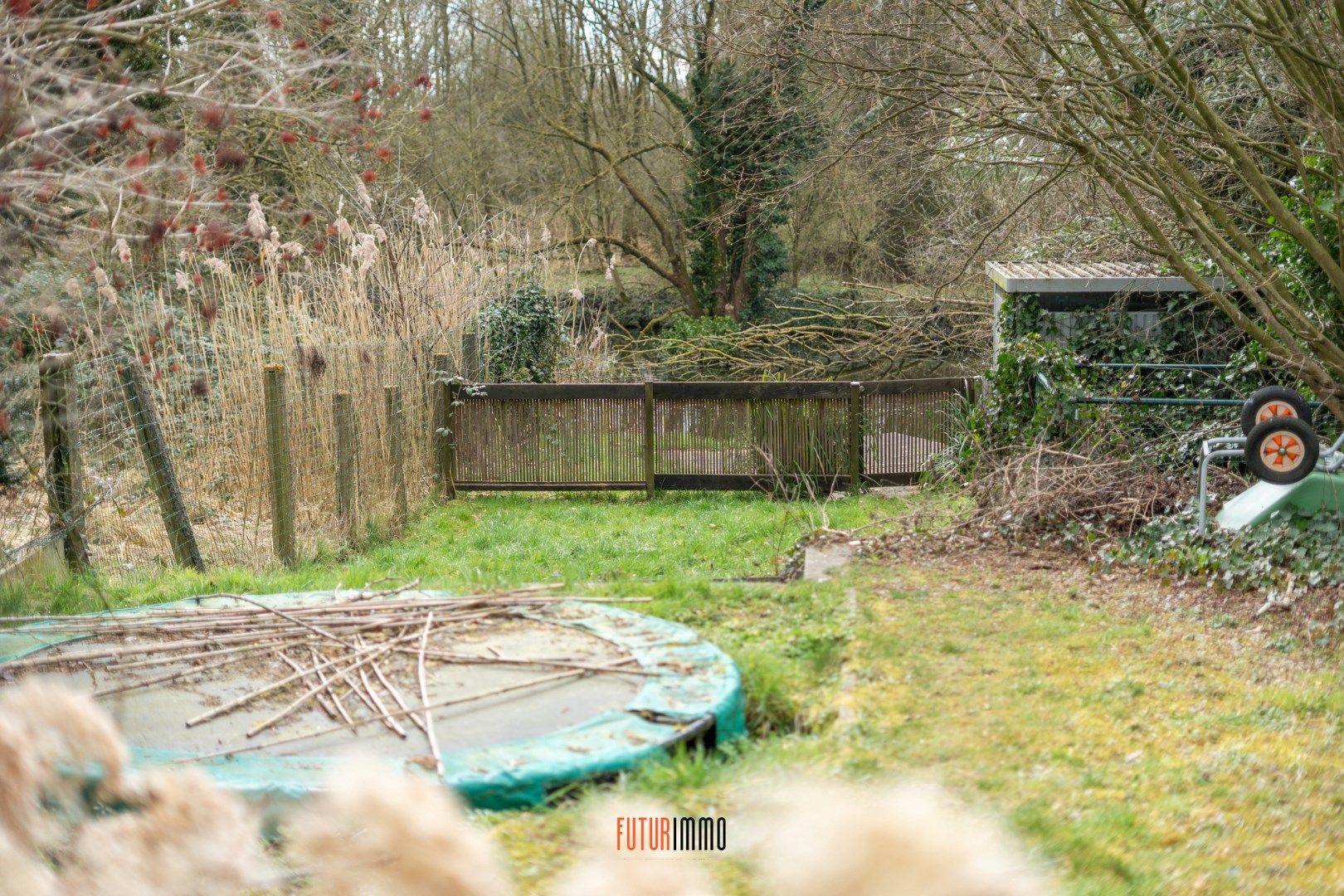 Instapklare HOB met 4 slaapkamers en ruime tuin foto 18