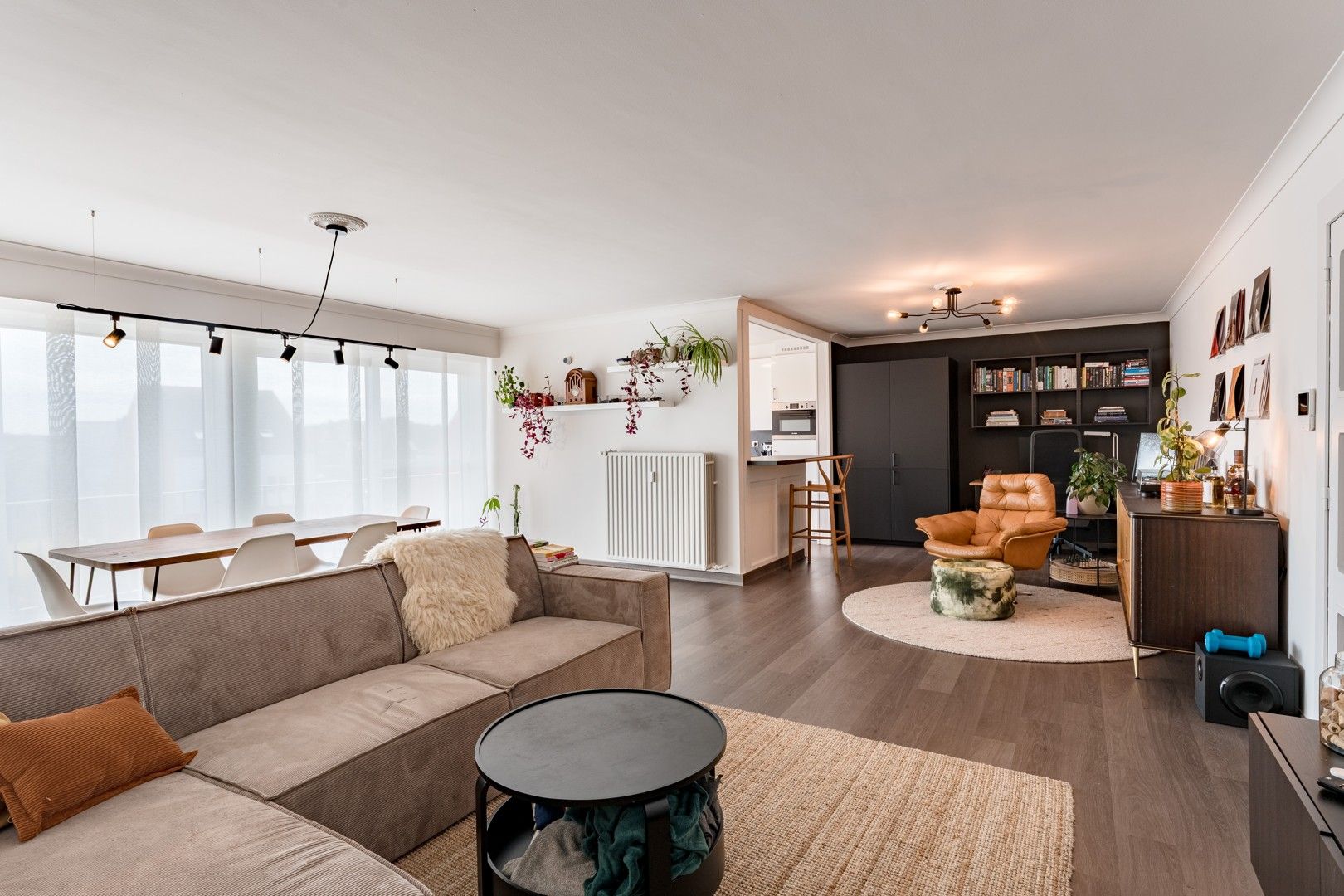 Ruim 2-slaapkamerappartement te koop foto {{pictureIndex}}