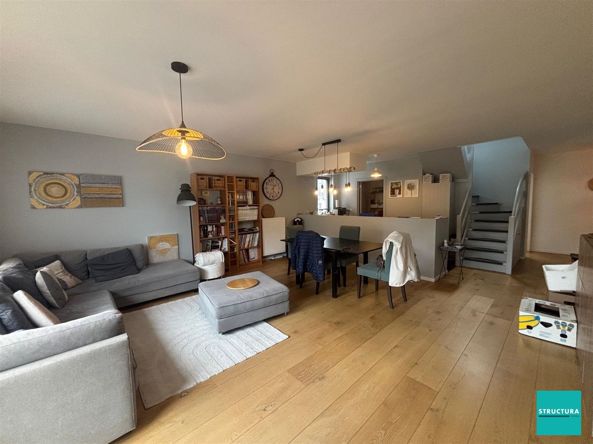 BEZOEKEN VOLZET! Luxe duplex met 3 kamers en 2 terrassen in het hart van Regelem! foto 7