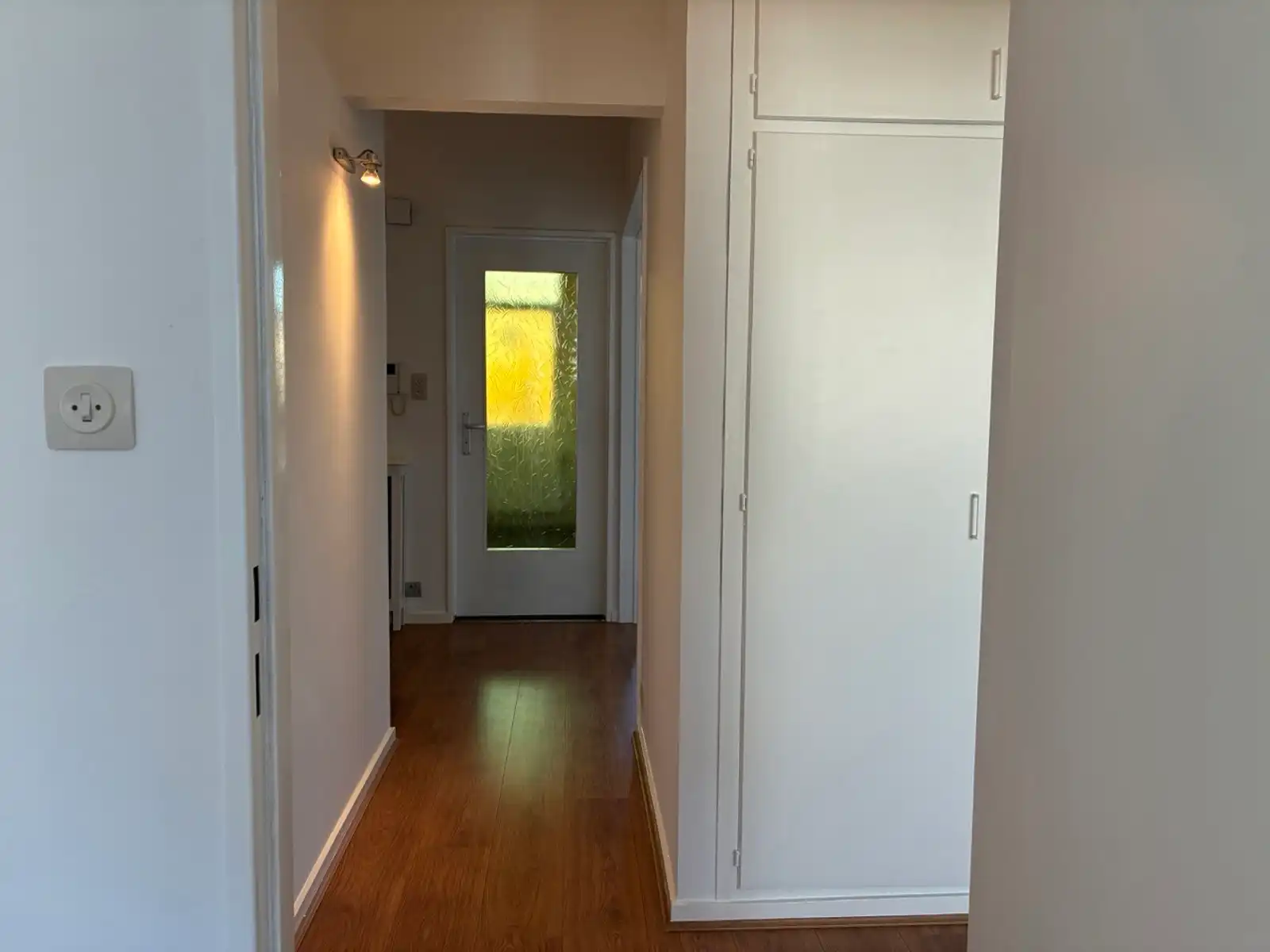 Twee slaapkamers, eigen parkeerplek & de stad aan je voeten! foto 16