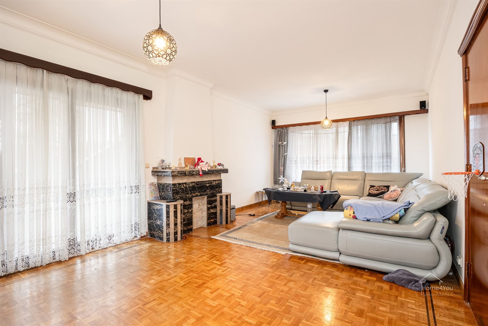 Ruime bel-étage foto 3