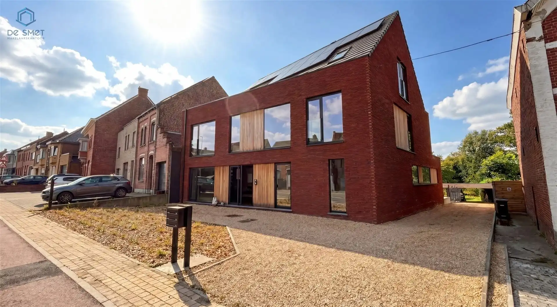 Instapklare nieuwbouwwoning met 4 slaapkamers, 2 badkamers en zonnige tuin foto 11