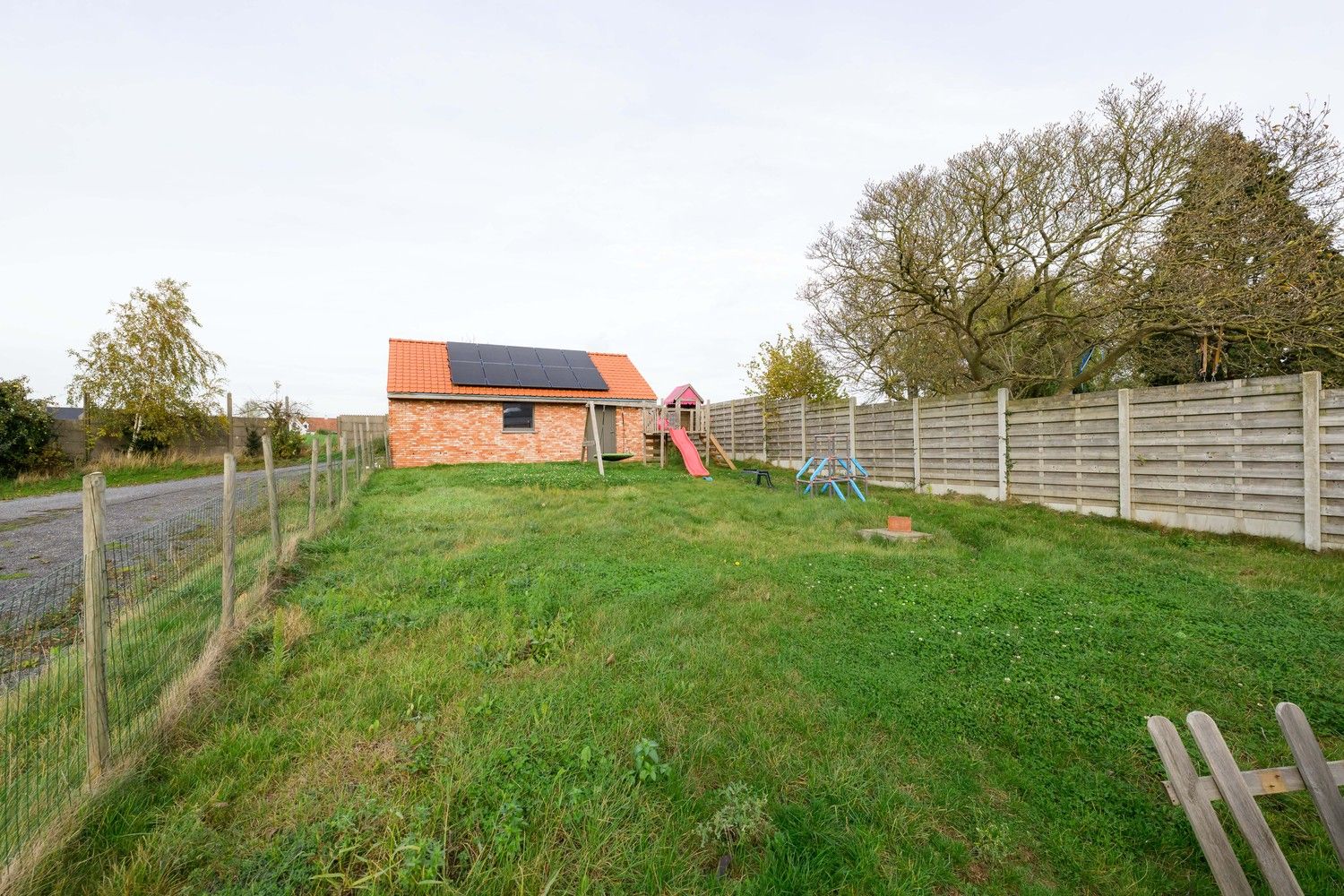 Halfopen woning te Koolskamp. foto 23