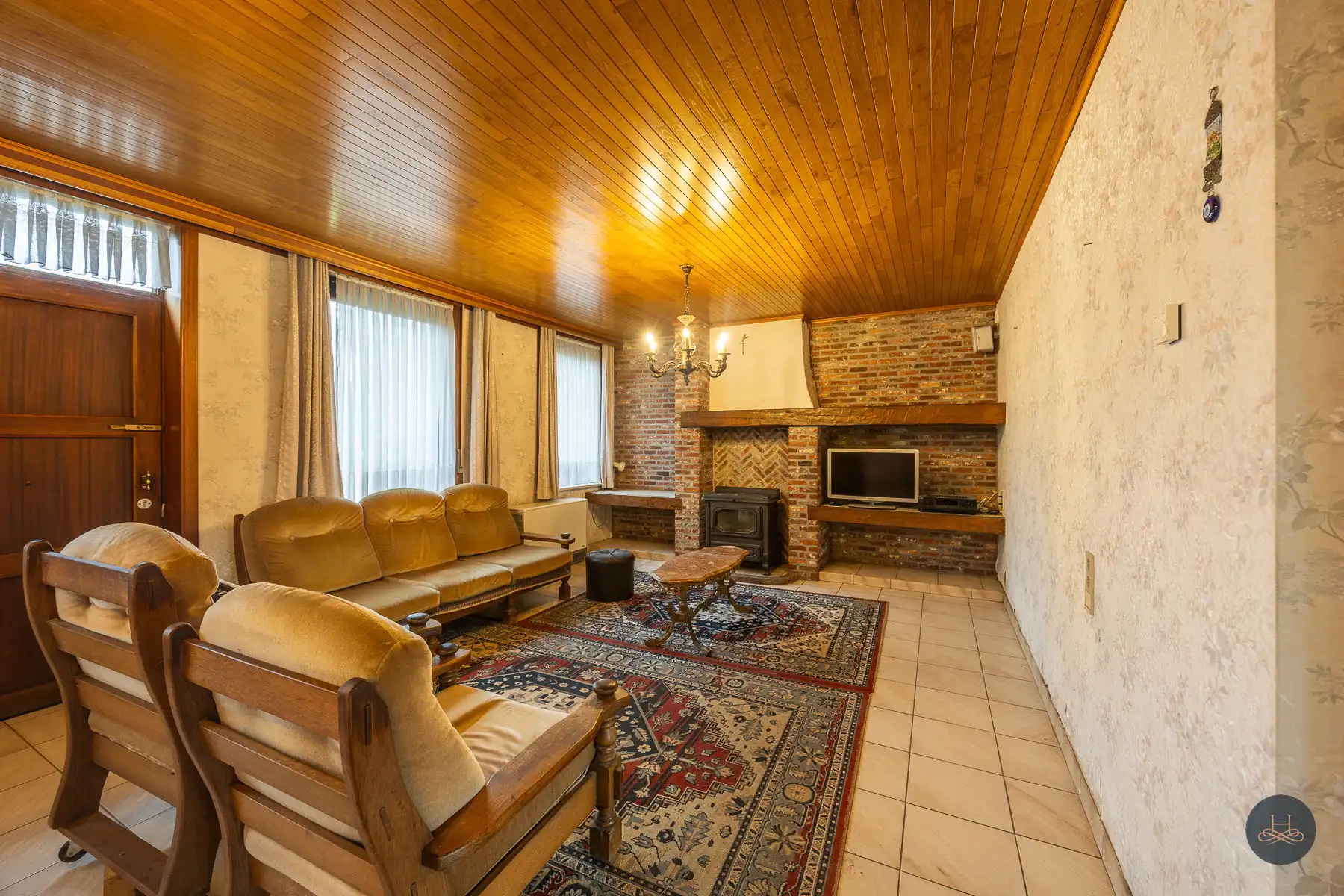 Ruime landelijke woning met potentieel foto 4