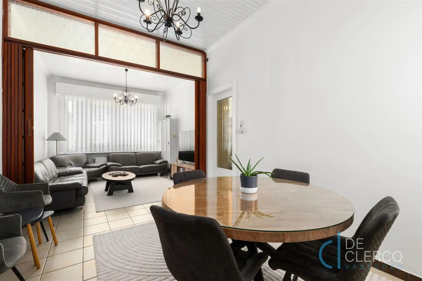 Charmante woning met 4 slaapkamers te koop in Gent!  foto 2