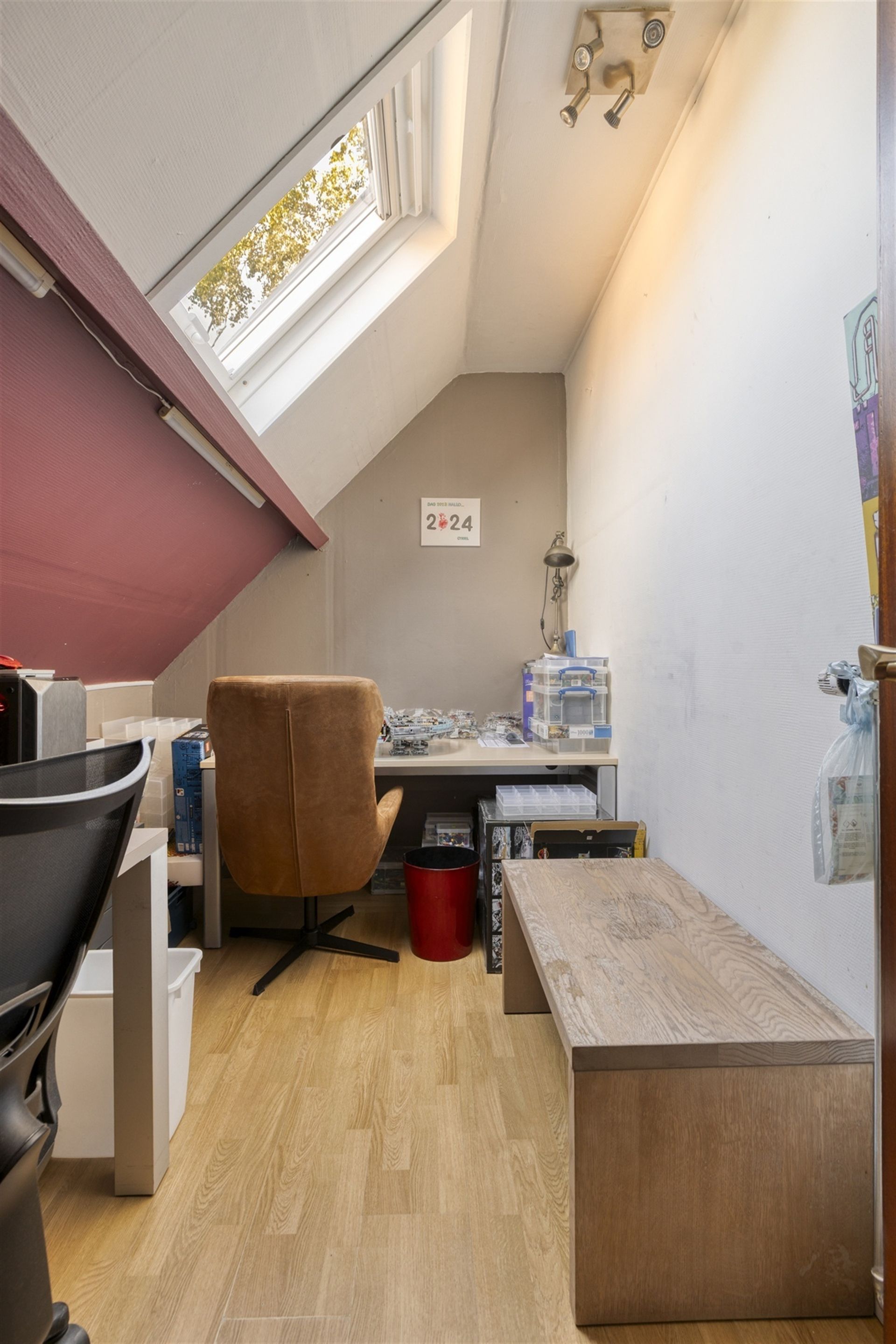 Karaktervolle, ruime villa met 4 slaapkamers foto 21