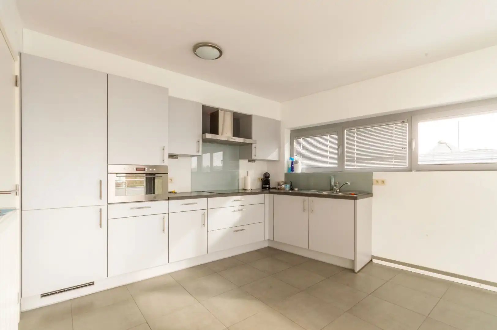 Een recent appartement te Halle! foto 5