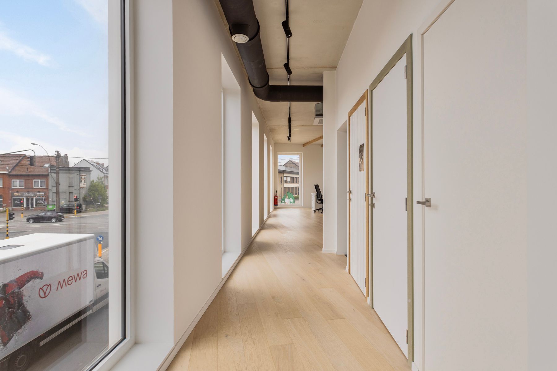 Nieuwbouw kantoorruimte met grote zichtbaarheid (497m²) foto 4