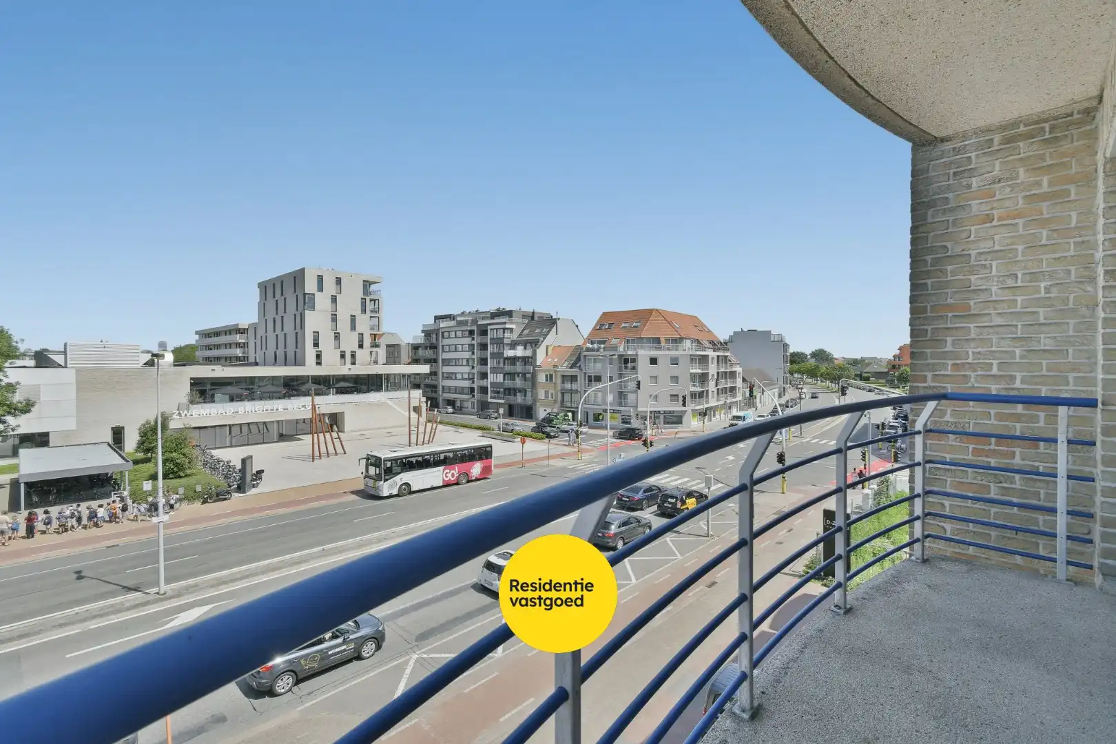Lichtrijk twee slaapkamer appartement met terras te huur in Oostende!  foto 13