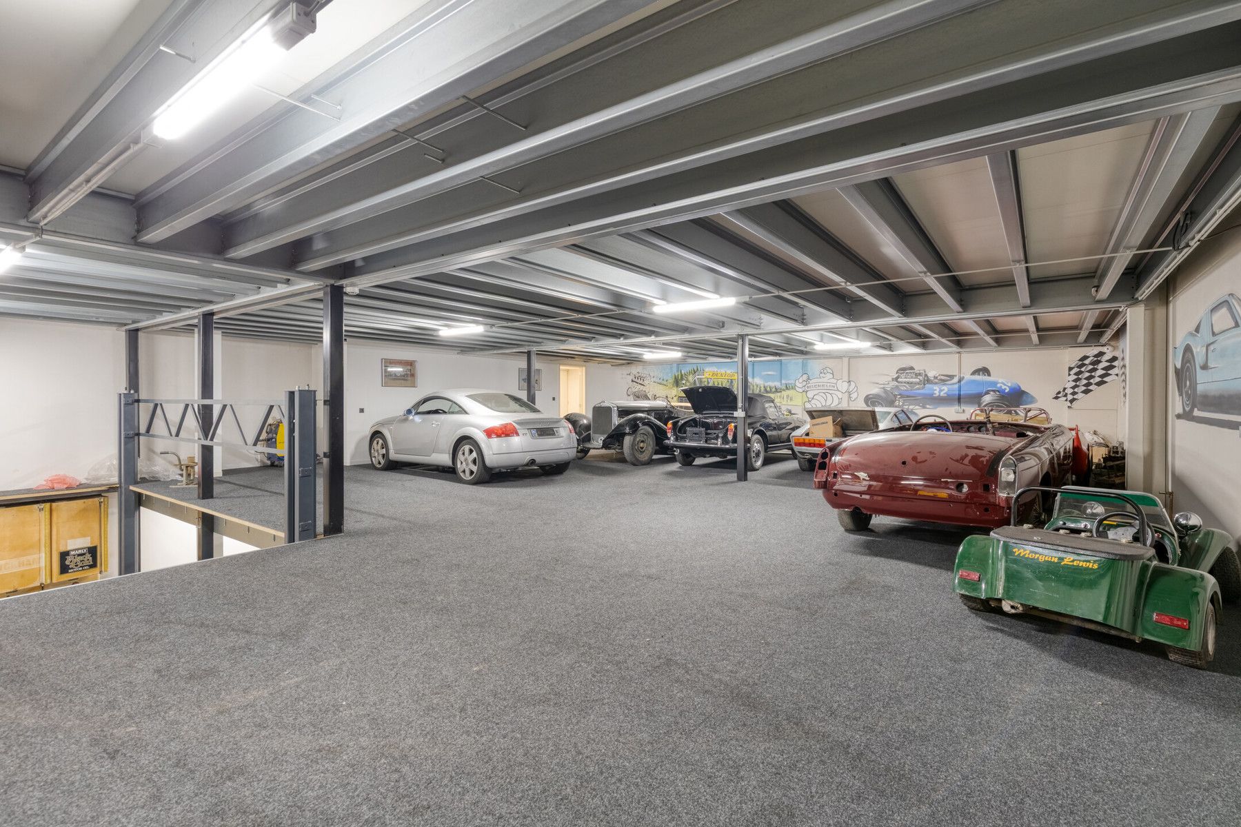 Recent vernieuwde loods met bovenliggend luxe appartement ! foto 7