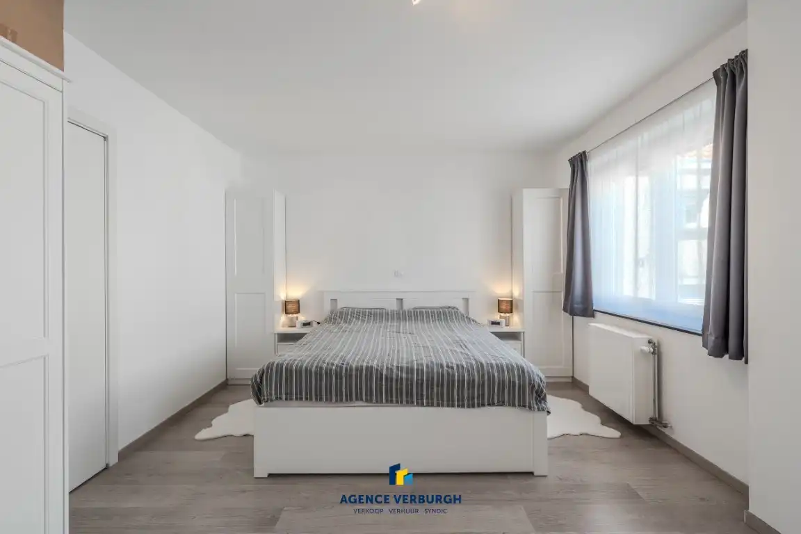 Lichtrijk 1-slpk appartement nabij de Grote Markt foto 9