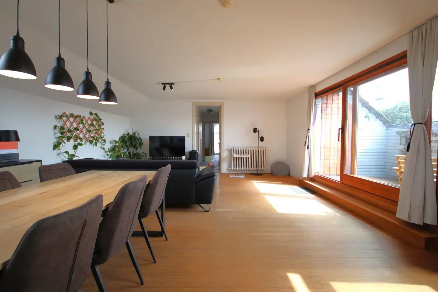 Rustig gelegen appartement met 2 slaapkamers en terras foto 8