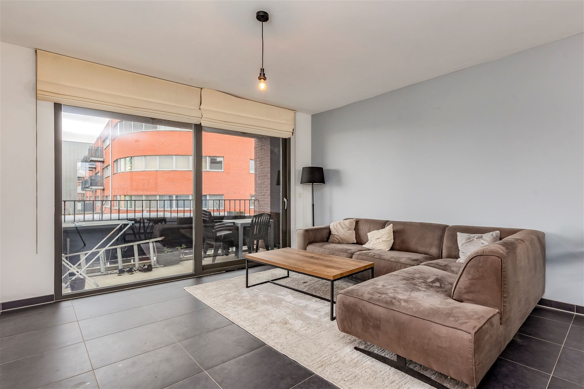 Recent 1 slpk appartement met groot terras foto 3