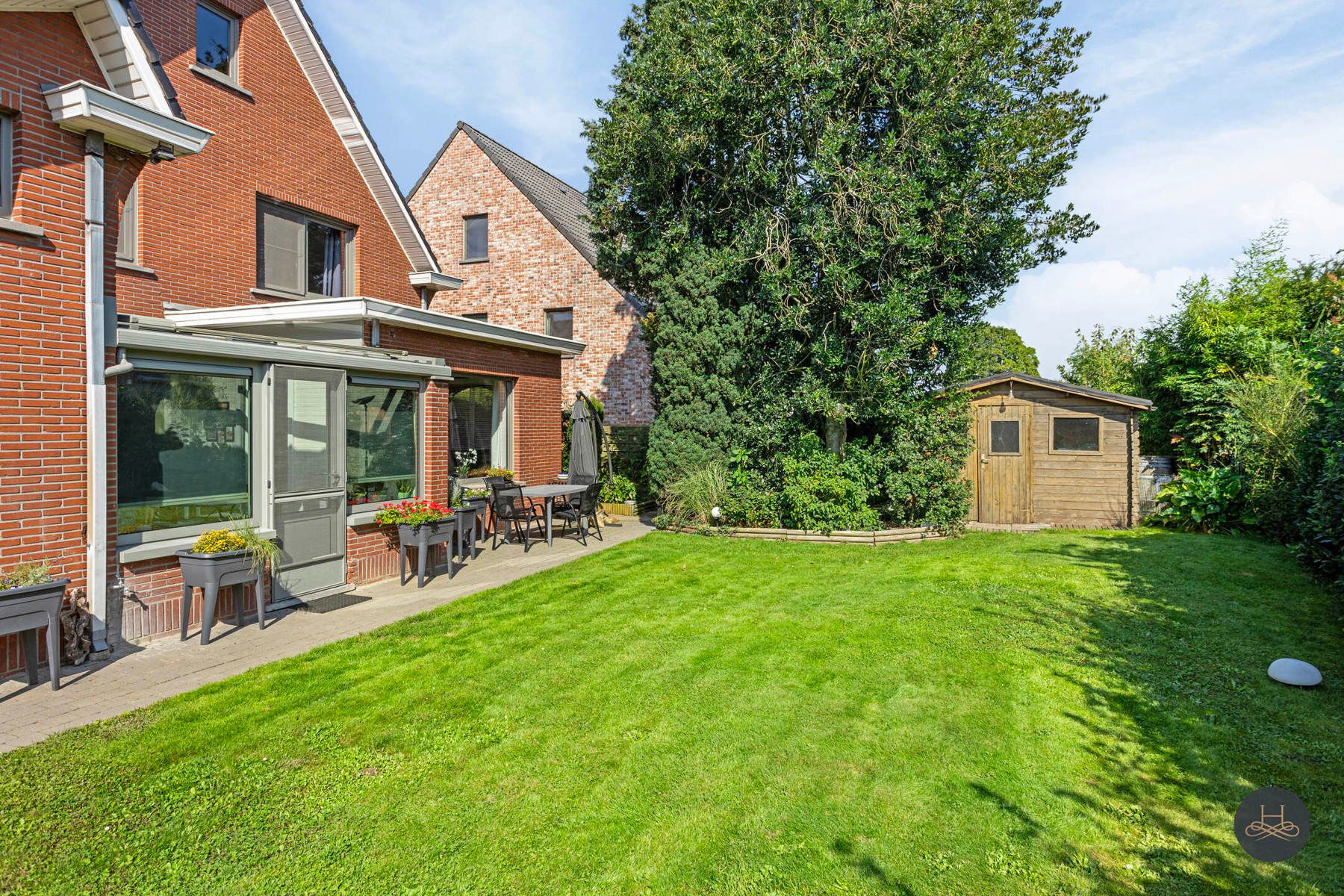 Ruime instapklare woning op schitterende locatie foto 29