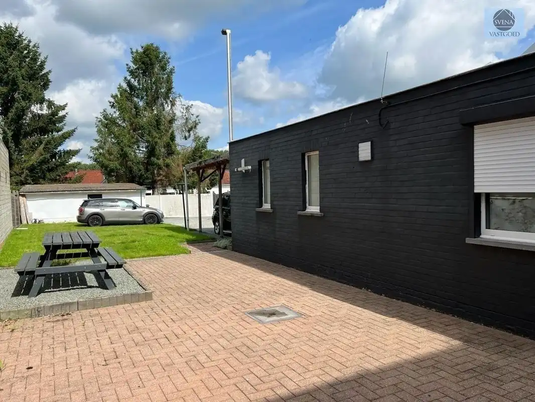 HANDELSHUIS EN APPARTEMENT MET 5 SLAAPKAMERS foto 12