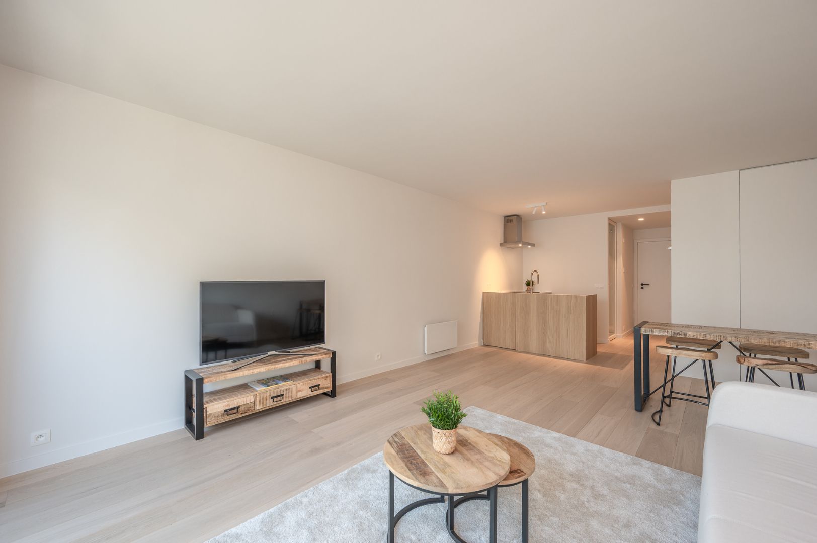 Vernieuwd  appartement vlakbij het Albertstrand foto 5